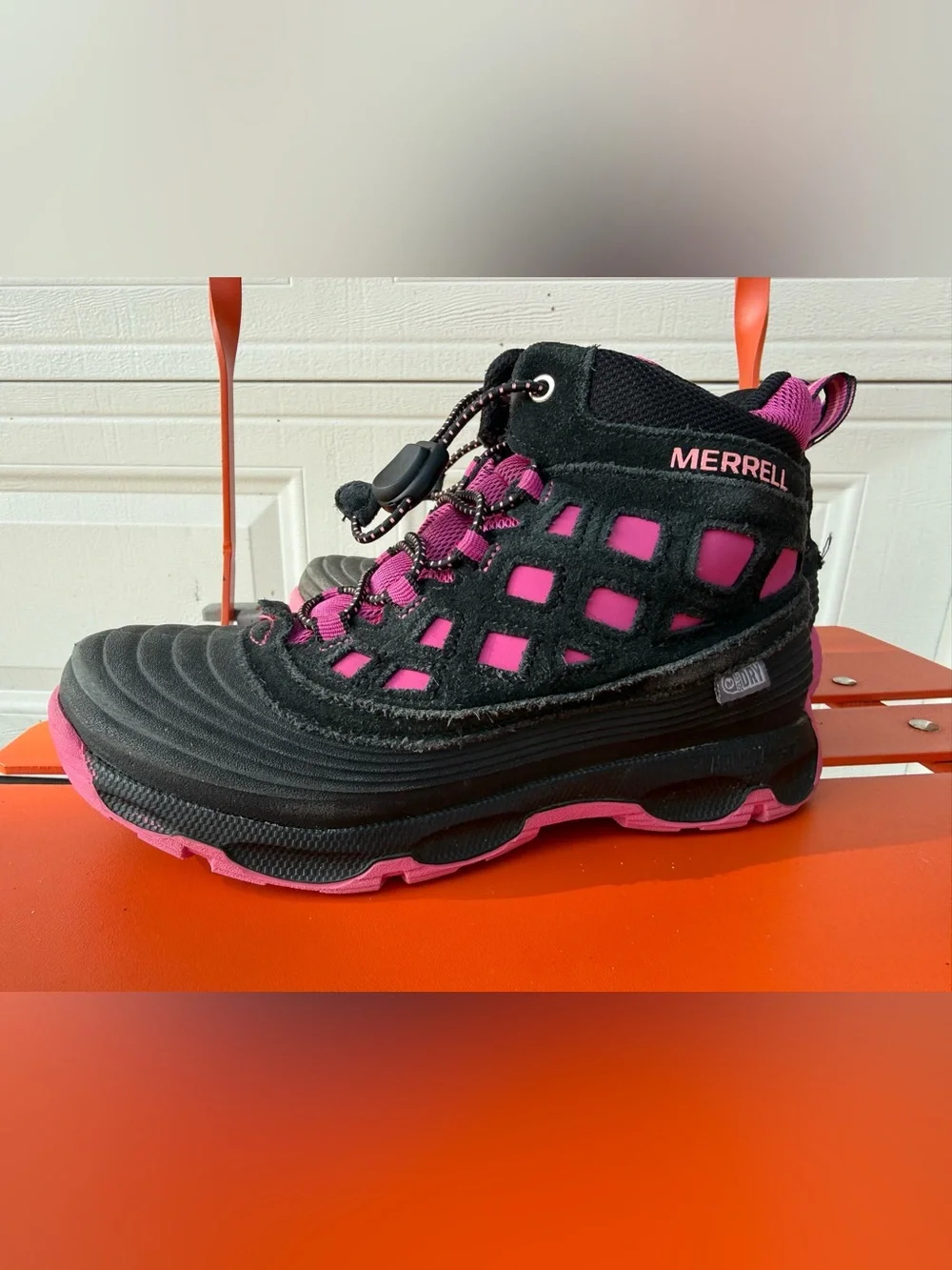 Merrell Thermo Shiver 2.0 Waterproof Hiking Boots Size: 2.5